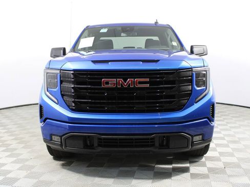 Used 2024 GMC Sierra 1500 Elevation image 2