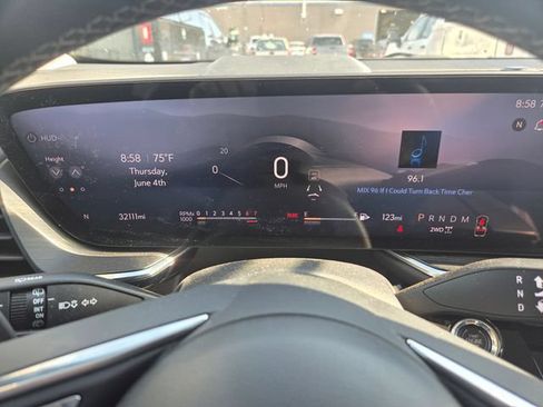 Used 2024 Buick Envision Preferred AWD/4WD image 7