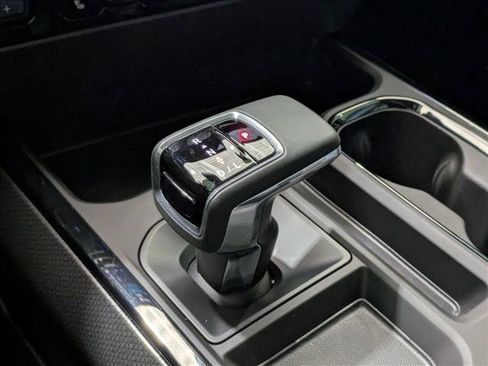Used 2025 Chevrolet Silverado 1500 ZR2 w/ Technology Package AWD/4WD image 11