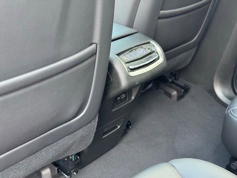 Certified 2025 Cadillac XT6 Premium Luxury image 25