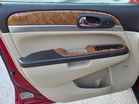 Used 2012 Buick Enclave Leather image 8