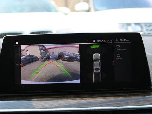 Used 2020 BMW 530i xDrive w/ Convenience Package image 28