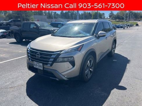 Certified 2025 Nissan Rogue SL image 7