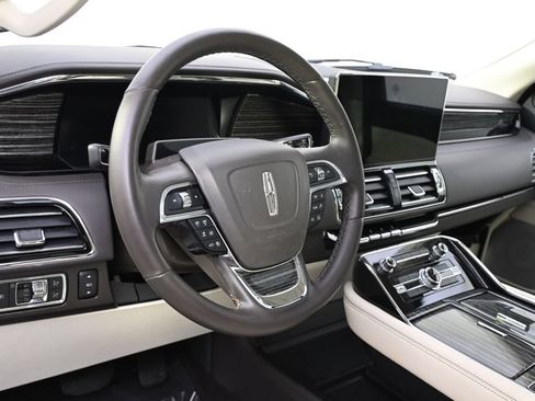 Used 2022 Lincoln Navigator Black Label AWD/4WD image 11