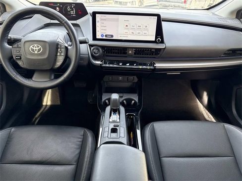 Used 2023 Toyota Prius XLE image 22
