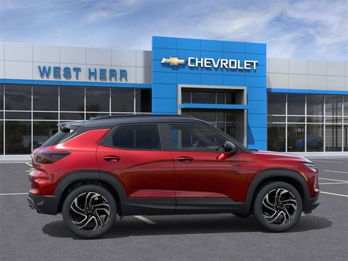 New 2026 Chevrolet TrailBlazer RS w/ Convenience Package image 5