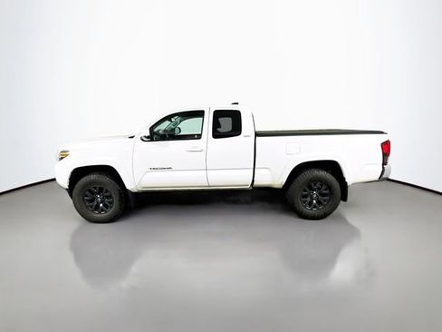 Used 2021 Toyota Tacoma SR5 image 4