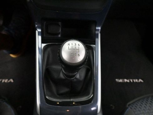 Used 2017 Nissan Sentra SR Turbo FWD image 24