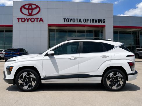 Used 2024 Hyundai Kona Limited AWD/4WD image 5