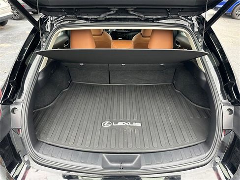 Used 2022 Lexus UX 250h w/ Premium Package image 30