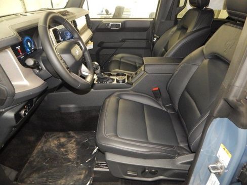 New 2025 Ford Bronco Outer Banks image 14