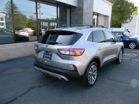 Used 2022 Ford Escape Titanium w/ Class II Trailer Tow Package AWD/4WD image 6