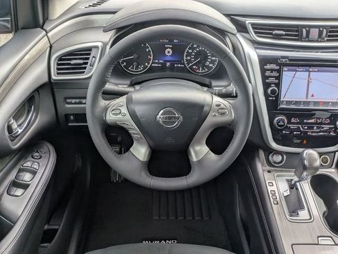 Used 2015 Nissan Murano SV image 18