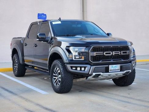 Certified 2020 Ford F150 Raptor w/ Equipment Group 802A Luxury image 3