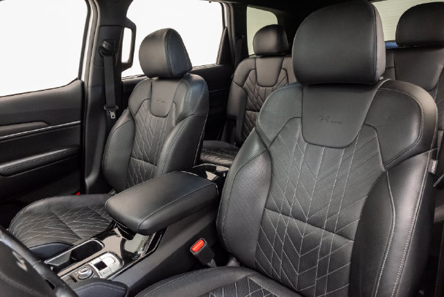 Used 2023 Kia Telluride EX X-Line AWD/4WD image 11