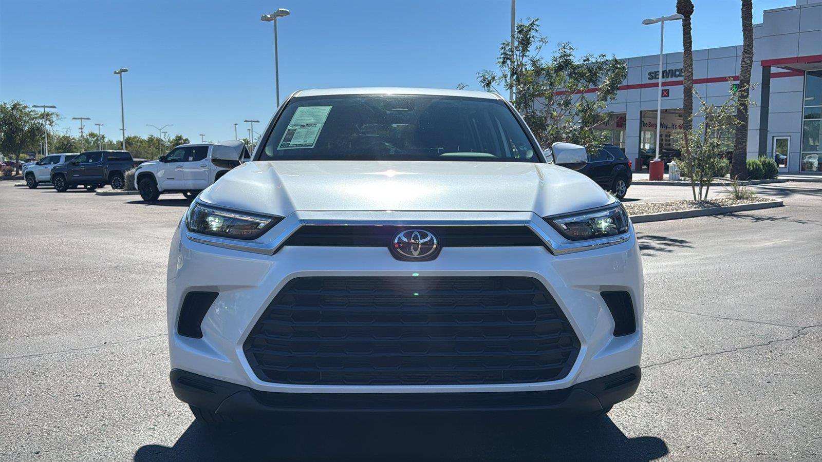 Certified 2026 Toyota Grand Highlander FWD image 2