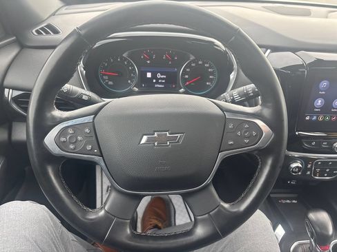 Used 2023 Chevrolet Traverse RS w/ LPO, Floor Liner Package AWD/4WD image 18