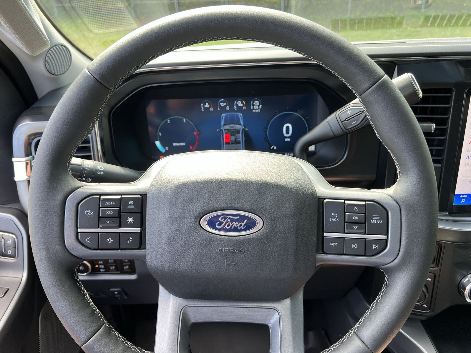 New 2026 Ford F350 Lariat w/ Black Appearance Package AWD/4WD image 16