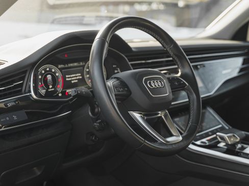 Used 2022 Audi Q8 Premium Plus w/ Premium Plus Package image 9