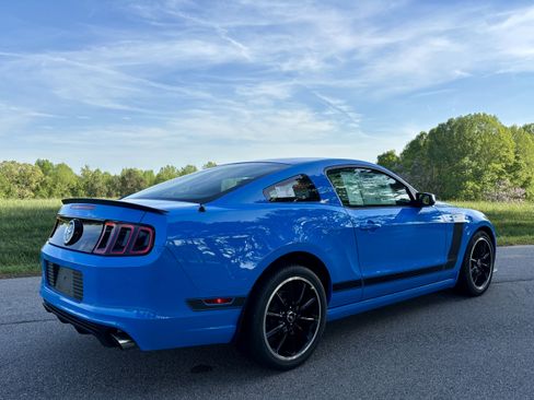 Used 2013 Ford Mustang Boss 302 w/ Boss 302 Accessory Pkg RWD image 2