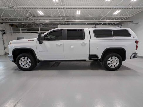 Used 2024 Chevrolet Silverado 2500 LT w/ All Star Edition AWD/4WD image 12