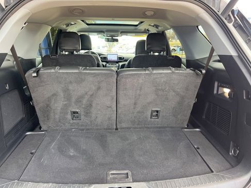 Used 2022 Ford Explorer Limited w/ Hybrid Equipment Group 310A image 17