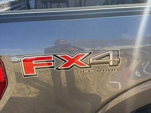 Used 2022 Ford F150 XLT w/ Equipment Group 302A High image 4