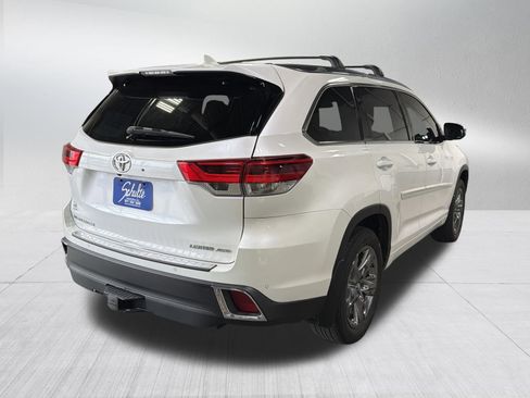 Used 2019 Toyota Highlander Limited Platinum w/ Protection Package #3 image 7