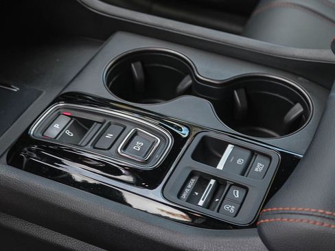 Used 2024 Honda Pilot TrailSport image 20