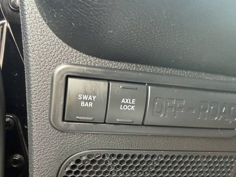 Used 2013 Jeep Wrangler Unlimited Rubicon w/ Dual Top Group AWD/4WD image 17