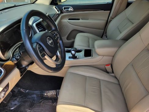 Used 2015 Jeep Grand Cherokee Limited w/ Trailer Tow Group IV image 27