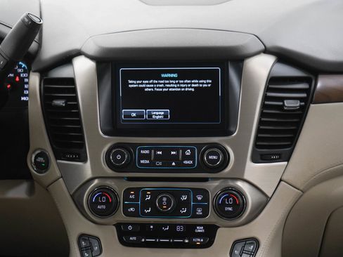 Used 2020 GMC Yukon Denali w/ Open Road Package AWD/4WD image 16