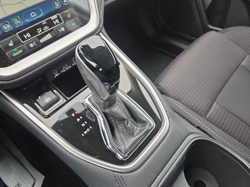 Certified 2025 Subaru Outback Premium image 37