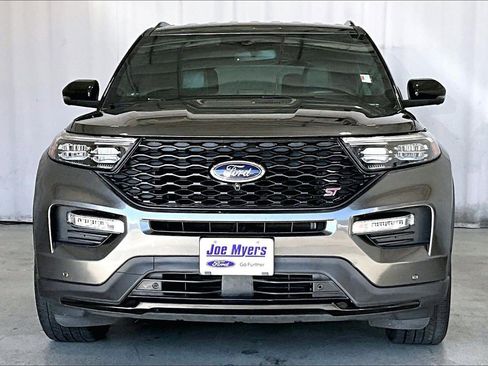 Used 2020 Ford Explorer ST w/ ST Street Pack image 2