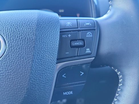 Certified 2025 Toyota Camry SE FWD image 25