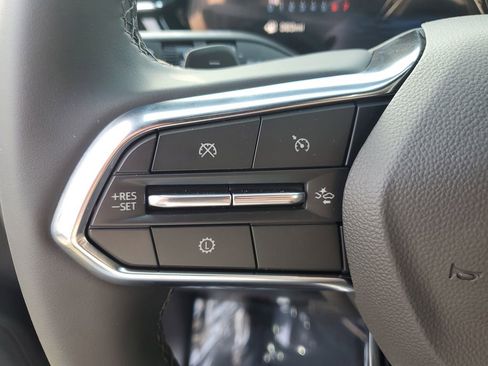 New 2026 Chevrolet Suburban LS image 28