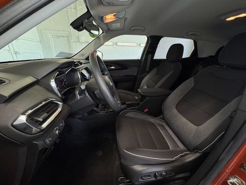 Used 2022 Chevrolet TrailBlazer LT w/ Convenience Package AWD/4WD image 13