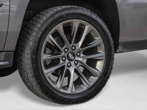 Used 2020 Cadillac Escalade ESV Luxury w/ Escalade Sport Edition image 66