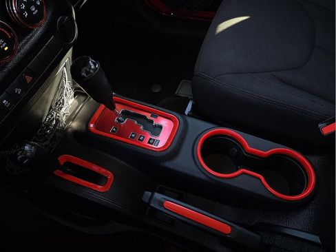 Used 2014 Jeep Wrangler Sport image 20