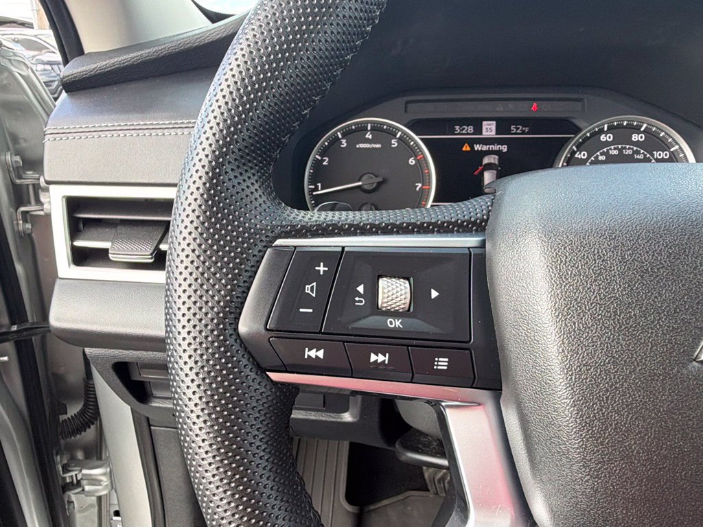 Used 2023 Mitsubishi Outlander SE AWD/4WD image 28