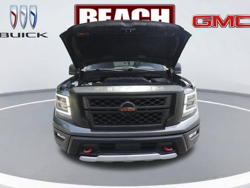 Used 2021 Nissan Titan PRO-4X w/ Pro-4x Convenience Package AWD/4WD image 9