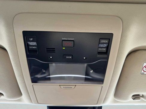 Used 2019 Lexus LX 570 4WD image 40