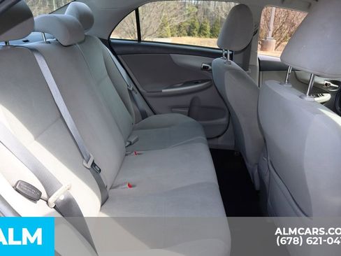 Used 2013 Toyota Corolla LE image 22