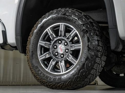 Used 2024 GMC Sierra 1500 AT4 w/ AT4 Premium Package AWD/4WD image 51