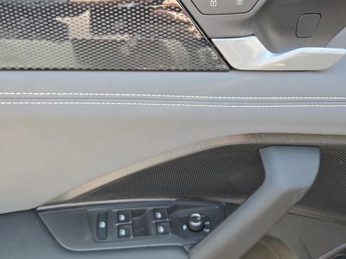 New 2026 Volkswagen Tiguan SE AWD/4WD image 17