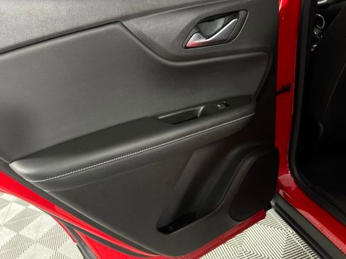 Used 2024 Chevrolet Blazer LT image 24