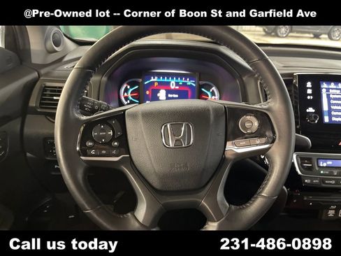 Used 2021 Honda Pilot Touring image 19