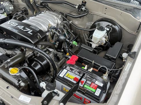 Used 2004 Toyota Tundra SR5 AWD/4WD image 5