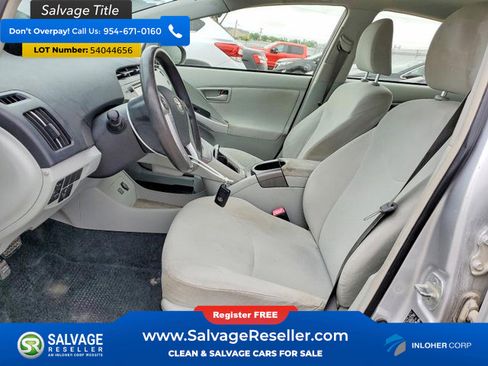 Used 2012 Toyota Prius Two FWD image 9