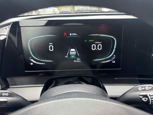 Used 2023 Kia Sportage LX image 32